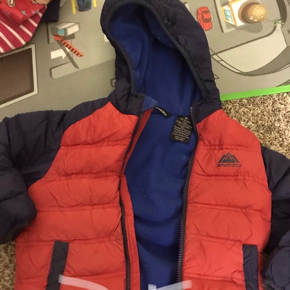 Boys winter coat - Picture 2 of 2